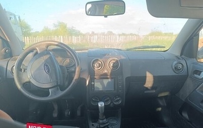 Ford Fusion I, 2004 год, 210 000 рублей, 1 фотография