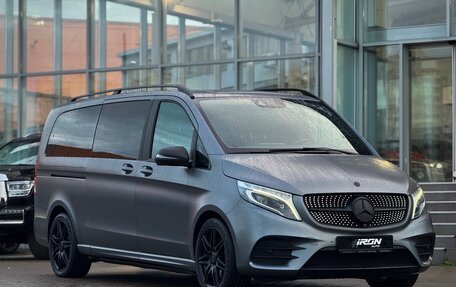 Mercedes-Benz V-Класс, 2021 год, 6 900 000 рублей, 3 фотография