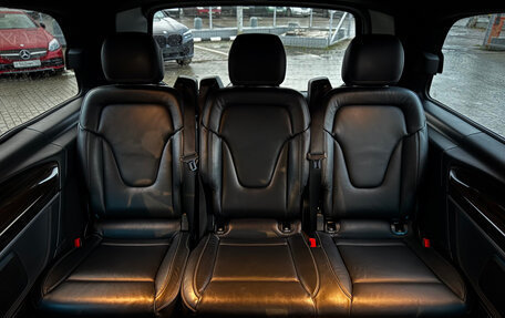 Mercedes-Benz V-Класс, 2021 год, 6 900 000 рублей, 8 фотография