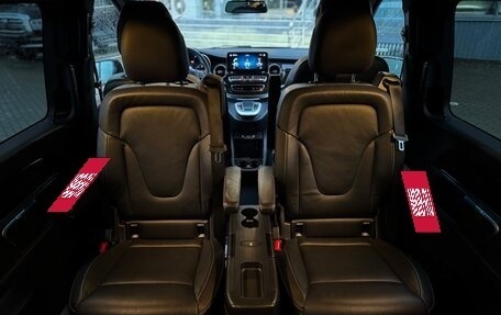 Mercedes-Benz V-Класс, 2021 год, 6 900 000 рублей, 9 фотография