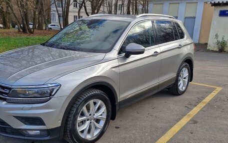 Volkswagen Tiguan II, 2020 год, 3 300 000 рублей, 2 фотография