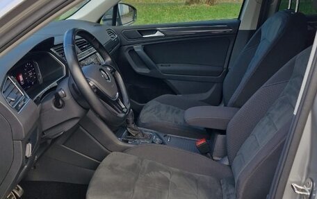 Volkswagen Tiguan II, 2020 год, 3 300 000 рублей, 9 фотография