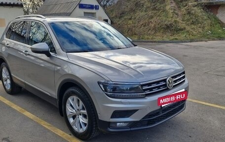 Volkswagen Tiguan II, 2020 год, 3 300 000 рублей, 8 фотография