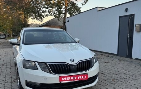 Skoda Octavia, 2019 год, 1 250 000 рублей, 2 фотография