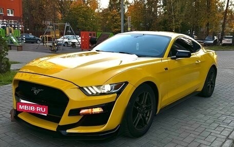 Ford Mustang VI рестайлинг, 2017 год, 1 750 000 рублей, 16 фотография
