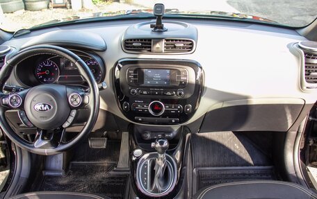 KIA Soul II рестайлинг, 2015 год, 1 300 000 рублей, 14 фотография