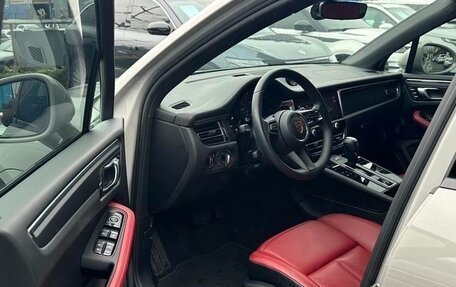 Porsche Macan I рестайлинг, 2025 год, 9 044 500 рублей, 7 фотография