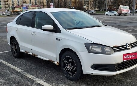 Volkswagen Polo VI (EU Market), 2012 год, 340 000 рублей, 1 фотография