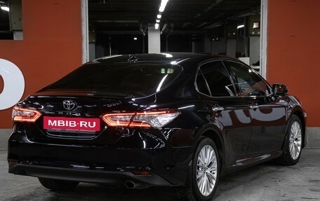 Toyota Camry, 2020 год, 3 498 000 рублей, 5 фотография