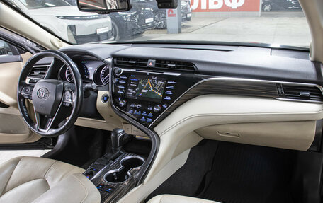 Toyota Camry, 2020 год, 3 498 000 рублей, 11 фотография