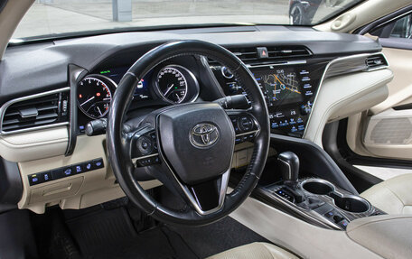 Toyota Camry, 2020 год, 3 498 000 рублей, 16 фотография