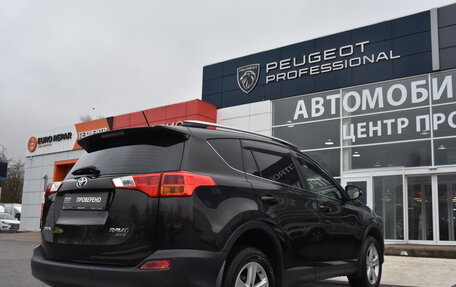 Toyota RAV4, 2014 год, 1 730 000 рублей, 9 фотография