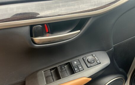 Lexus NX I, 2017 год, 3 095 000 рублей, 18 фотография