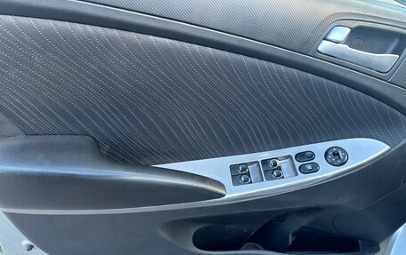 Hyundai Solaris II рестайлинг, 2016 год, 790 000 рублей, 14 фотография