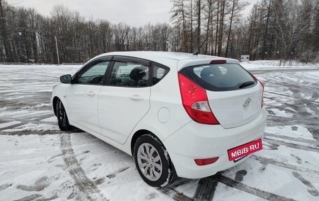 Hyundai Solaris II рестайлинг, 2011 год, 579 000 рублей, 9 фотография