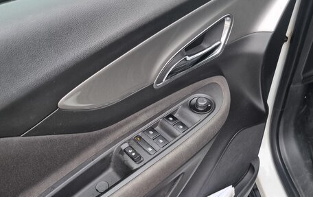 Opel Mokka I, 2013 год, 1 065 000 рублей, 10 фотография