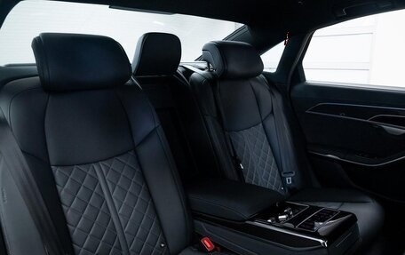 Audi S8, 2025 год, 18 075 200 рублей, 25 фотография