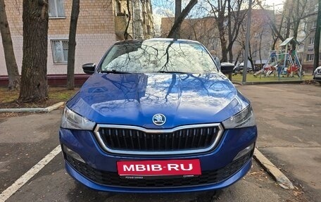 Skoda Rapid II, 2021 год, 1 800 000 рублей, 1 фотография