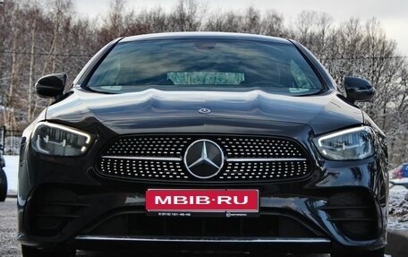 Mercedes-Benz E-Класс, 2021 год, 5 900 000 рублей, 1 фотография