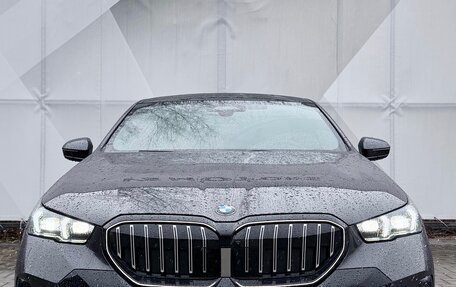 BMW 5 серия, 2023 год, 7 200 000 рублей, 1 фотография
