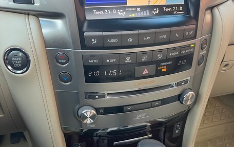 Lexus LX III, 2013 год, 4 450 000 рублей, 8 фотография