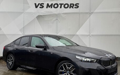 BMW 5 серия, 2023 год, 7 200 000 рублей, 3 фотография