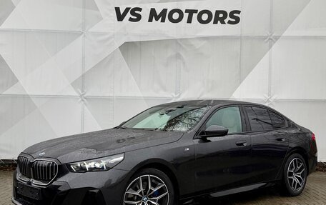 BMW 5 серия, 2023 год, 7 200 000 рублей, 8 фотография