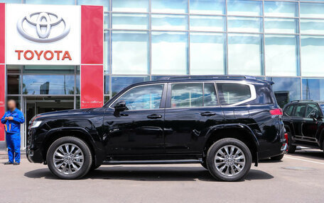 Toyota Land Cruiser, 2024 год, 15 490 000 рублей, 22 фотография