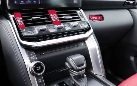 Toyota Land Cruiser, 2024 год, 15 490 000 рублей, 16 фотография