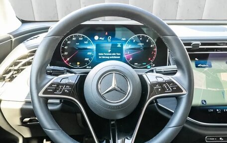 Mercedes-Benz E-Класс, 2024 год, 7 220 000 рублей, 15 фотография