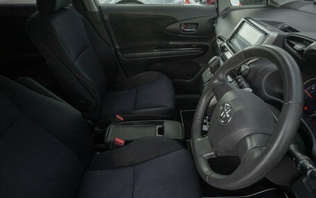 Toyota Wish II, 2012 год, 1 265 000 рублей, 10 фотография