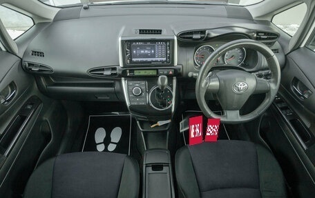 Toyota Wish II, 2012 год, 1 265 000 рублей, 15 фотография