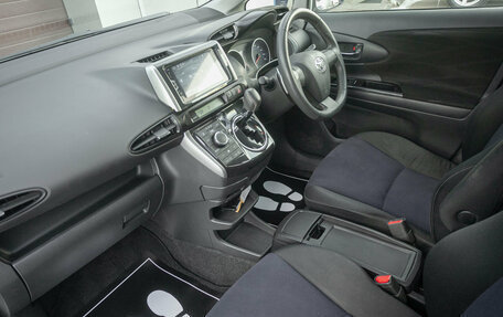 Toyota Wish II, 2012 год, 1 265 000 рублей, 17 фотография