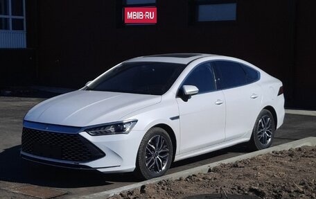 BYD Qin, 2021 год, 1 800 000 рублей, 1 фотография