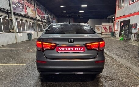 KIA Rio III рестайлинг, 2015 год, 700 000 рублей, 6 фотография