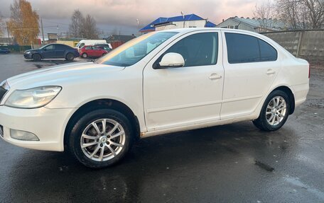 Skoda Octavia, 2011 год, 760 000 рублей, 2 фотография