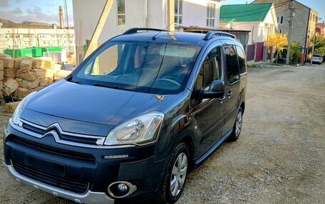 Citroen Berlingo II рестайлинг, 2013 год, 1 100 000 рублей, 1 фотография