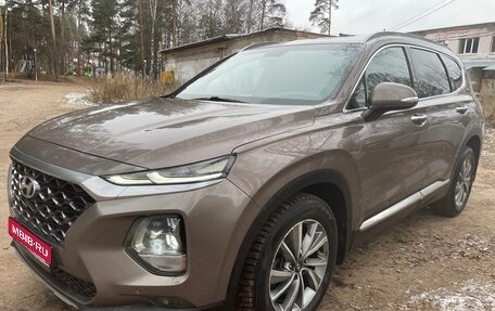 Hyundai Santa Fe IV, 2019 год, 2 690 000 рублей, 1 фотография