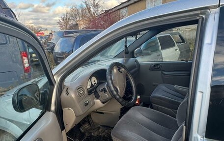 Chrysler Voyager IV, 2002 год, 290 000 рублей, 6 фотография