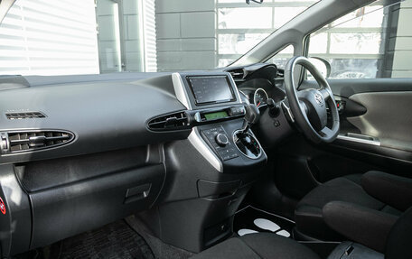 Toyota Wish II, 2010 год, 1 277 000 рублей, 11 фотография