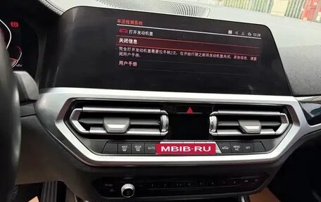 BMW 3 серия, 2021 год, 2 900 000 рублей, 16 фотография