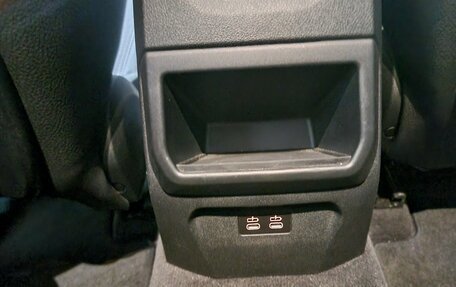 BMW 1 серия, 2021 год, 2 700 000 рублей, 14 фотография