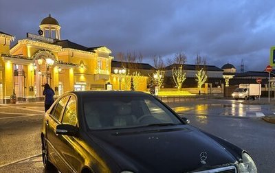 Mercedes-Benz C-Класс, 2004 год, 450 000 рублей, 1 фотография