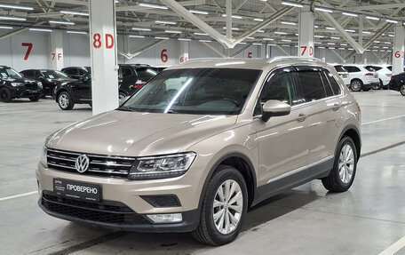 Volkswagen Tiguan II, 2017 год, 2 199 000 рублей, 1 фотография