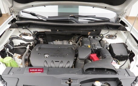 Mitsubishi Outlander III рестайлинг 3, 2014 год, 1 295 000 рублей, 19 фотография