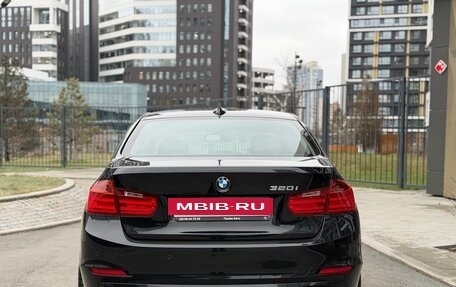 BMW 3 серия, 2015 год, 1 749 000 рублей, 10 фотография