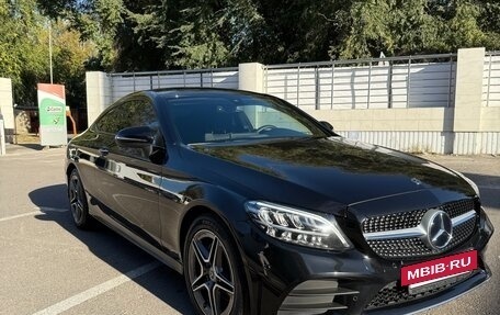 Mercedes-Benz C-Класс, 2019 год, 3 900 000 рублей, 9 фотография