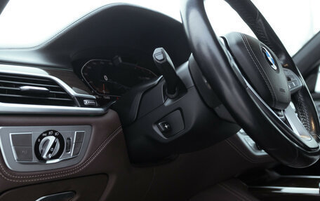 BMW 7 серия, 2019 год, 5 799 700 рублей, 26 фотография