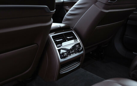 BMW 7 серия, 2019 год, 5 799 700 рублей, 20 фотография