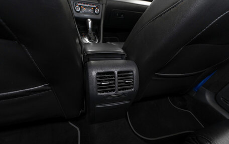 Volkswagen Golf R VII, 2012 год, 1 750 000 рублей, 15 фотография